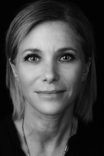 Cropped black-and-white portrait picture of Role Model Caroline Matteucci